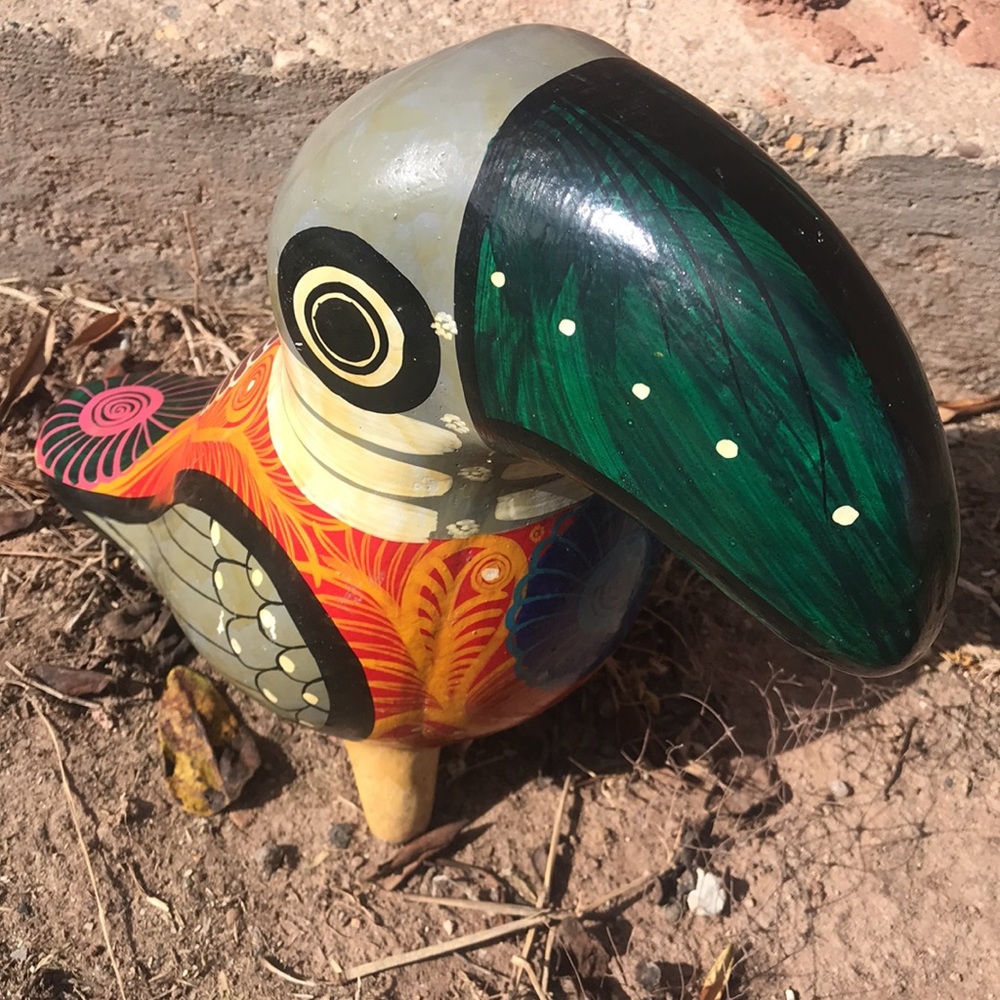 Vintage Tonala Mexican Folk Art Pottery Eclectic Boho Style Hand-painted Toucan. - Picture 7 of 10